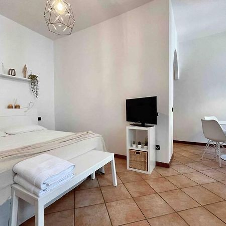 Unconventional Apartment: Centro Storico Con Bici Mantova Exterior foto